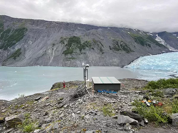 Subsurface Freeze-Thaw Signals at Alaska's Barry Landslide